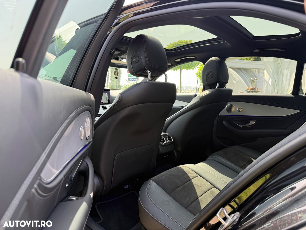 Mercedes-Benz E 300 9G-TRONIC AMG Line - 13