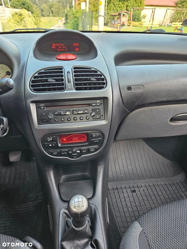 Peugeot 206 1.4 Quiksilver - 11