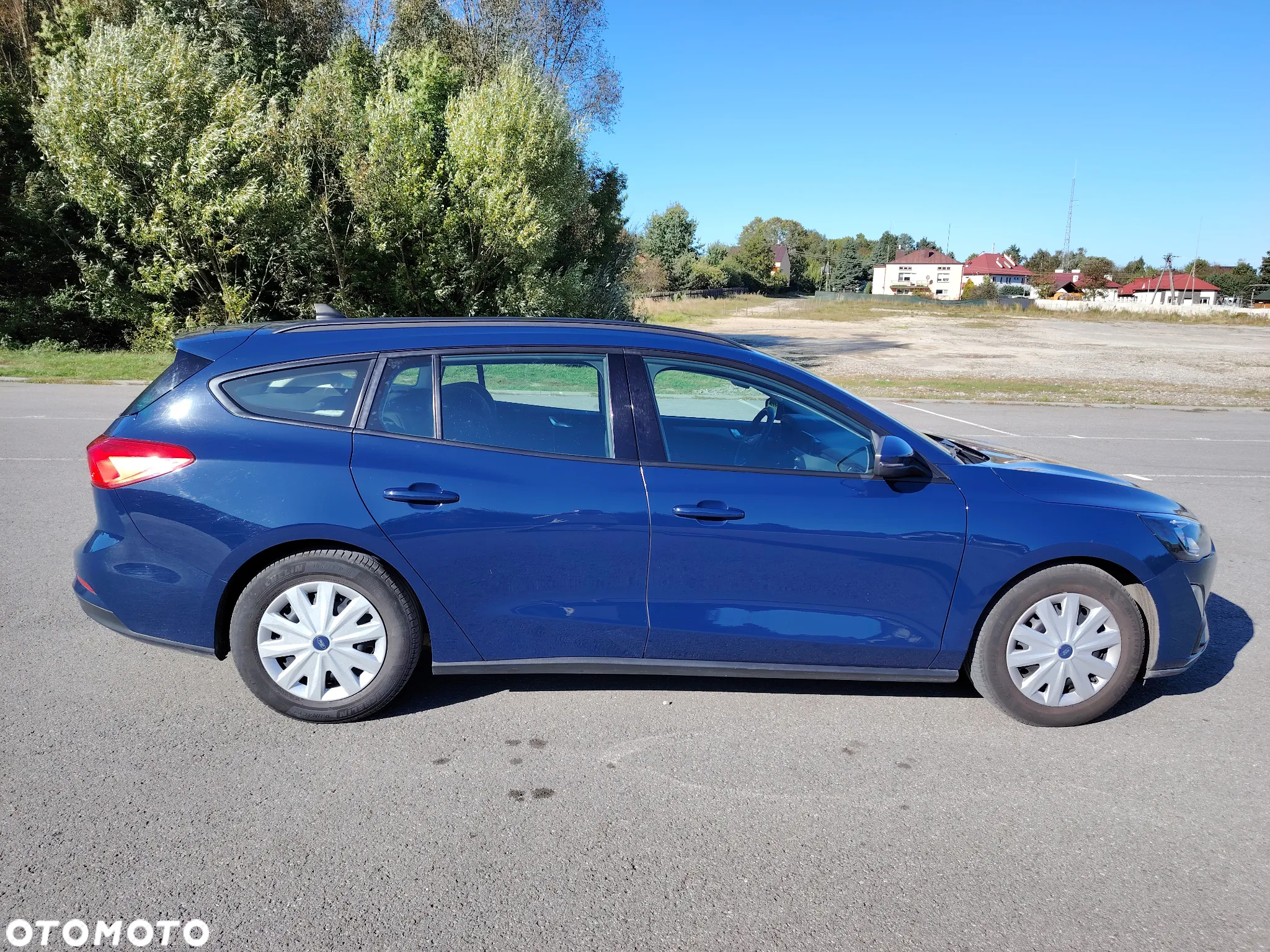 Ford Focus 1.0 EcoBoost Trend - 4