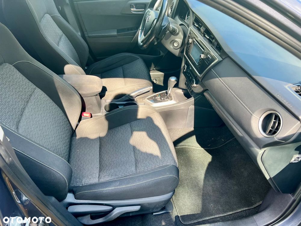 Toyota Auris 1.6 Valvematic Multidrive S Executive - 19