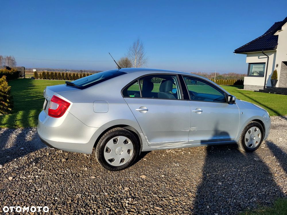 Skoda RAPID Spb 1.6 TDI DPF Ambition Max - 12