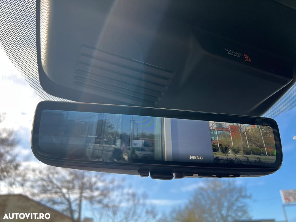 Mitsubishi Outlander 2.4 L 4X4 PHEV Instyle Ultimate - 19