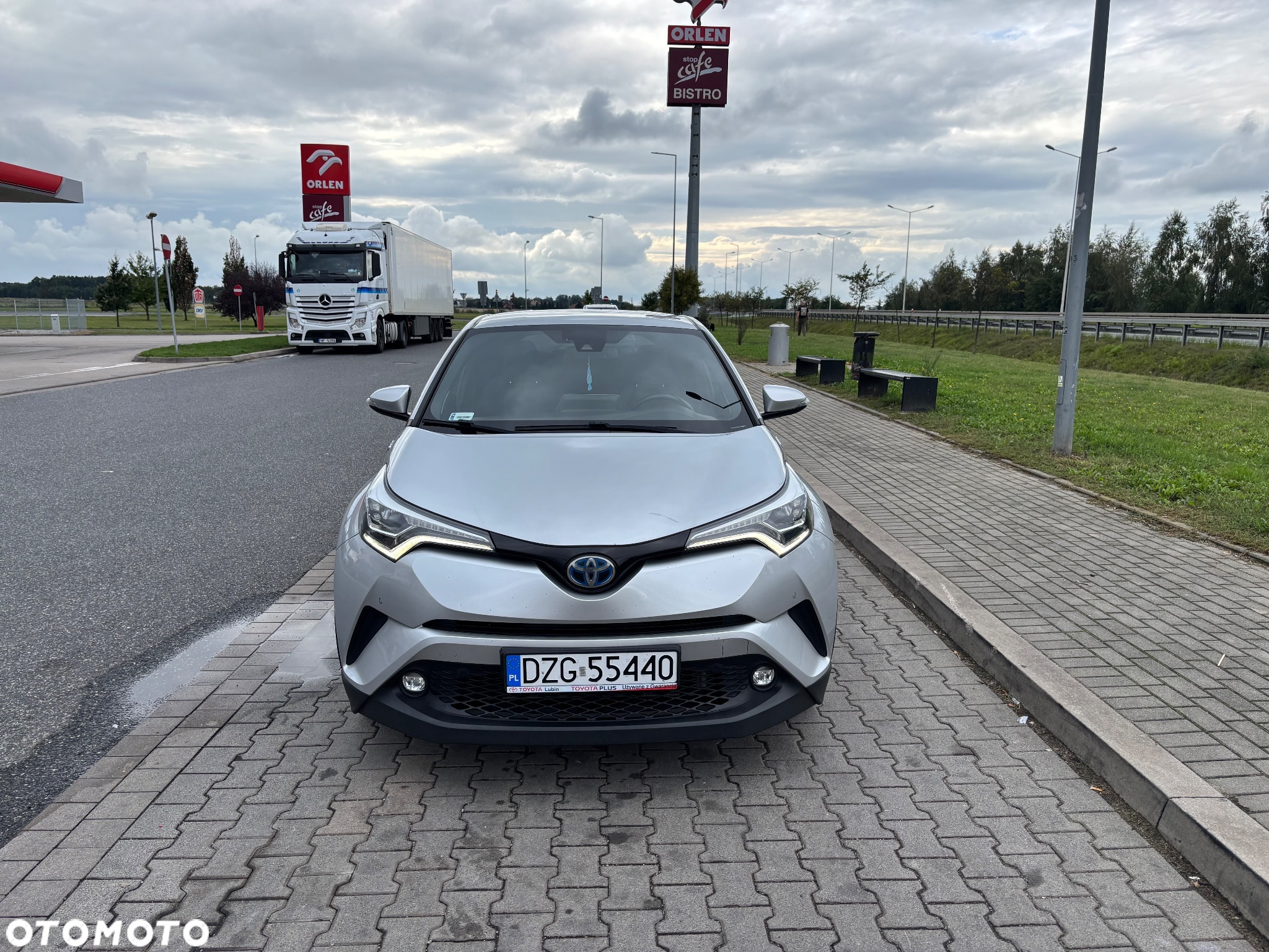Toyota C-HR 1.8 Hybrid Selection - 8