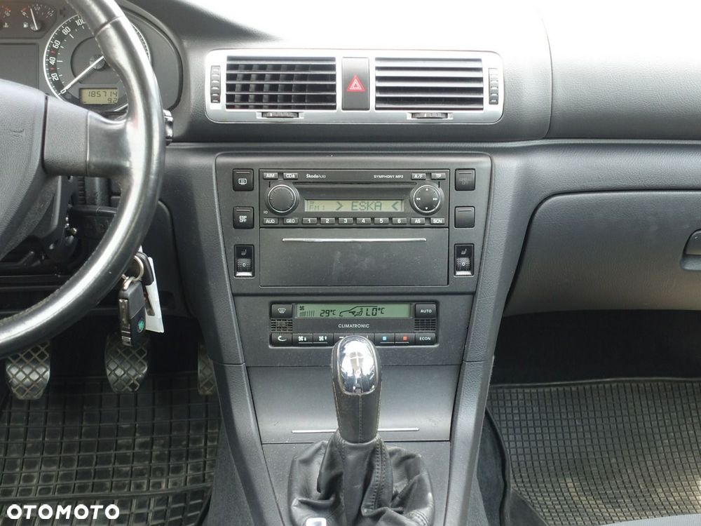 Skoda Superb - 18