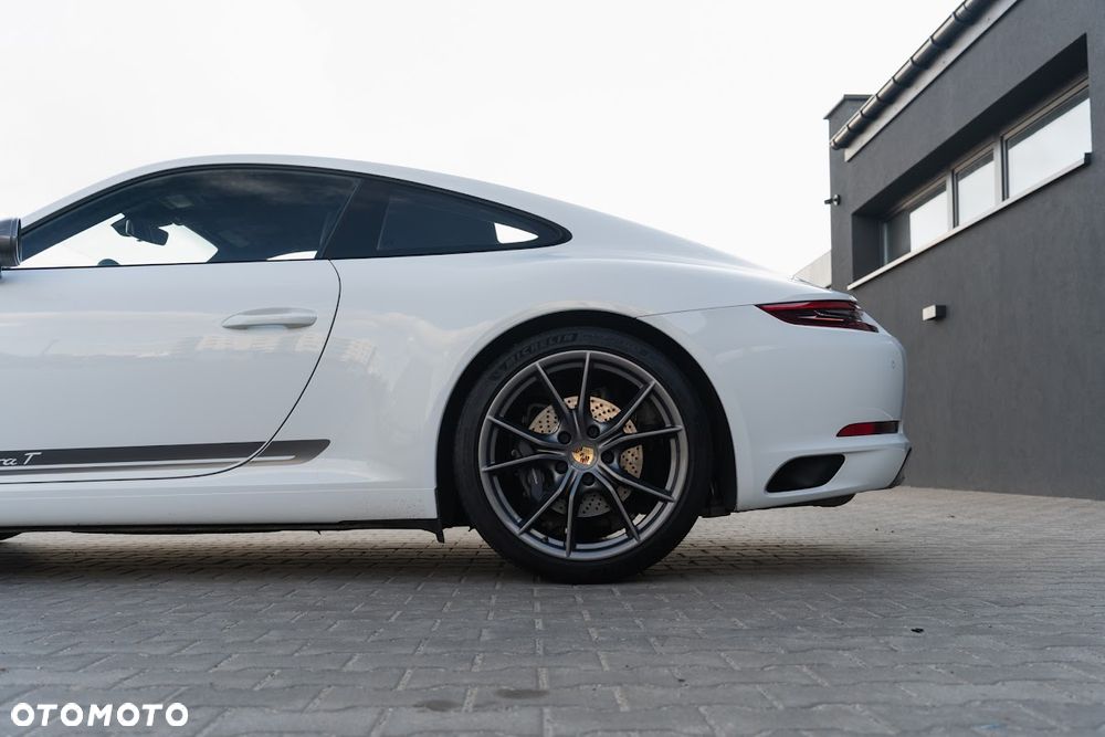 Porsche 911 Carrera T - 9