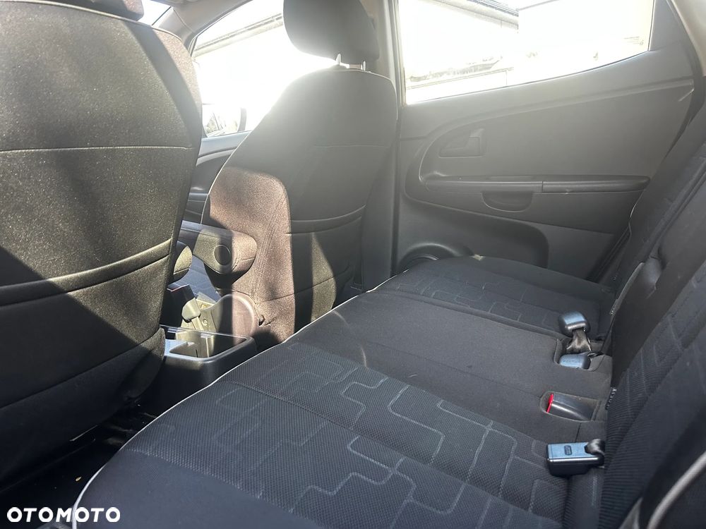 Kia Venga 1.6 XL - 11