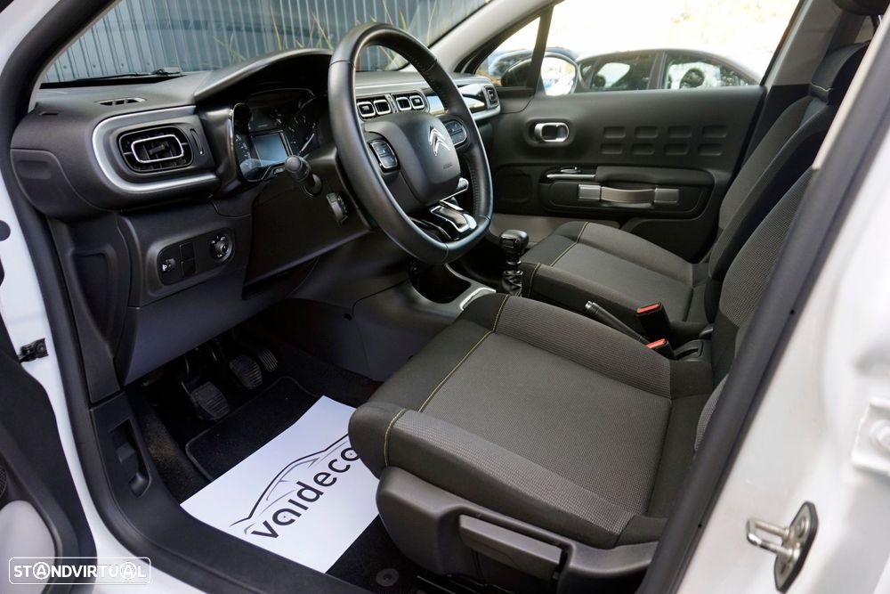 Citroën C3 1.2 PureTech Shine - 9