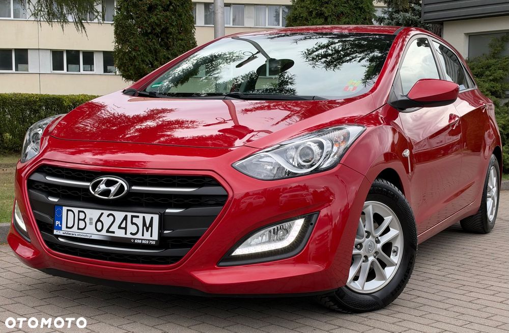 Hyundai i30 blue 1.4 Passion - 16