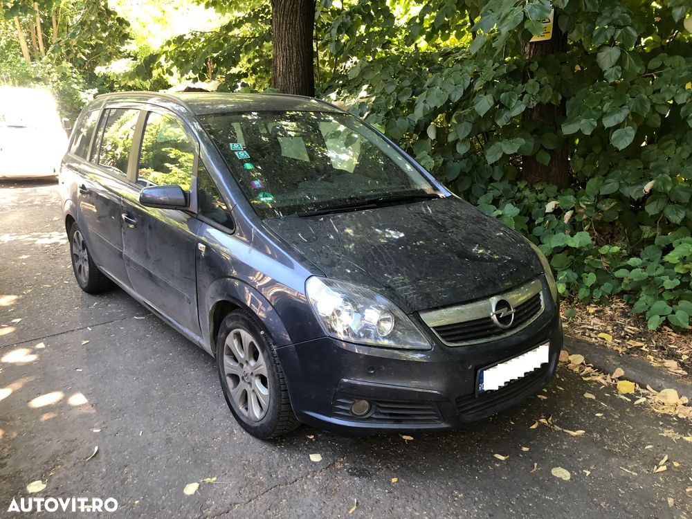 Dezmembrez Opel Zafira 2006 1,9 diesel 120CP - 8