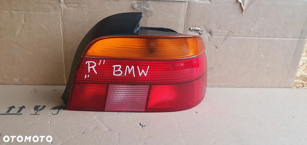 Lampa prawy tył tylna prawa BMW 5 E39 Sedan 8358032 - 5