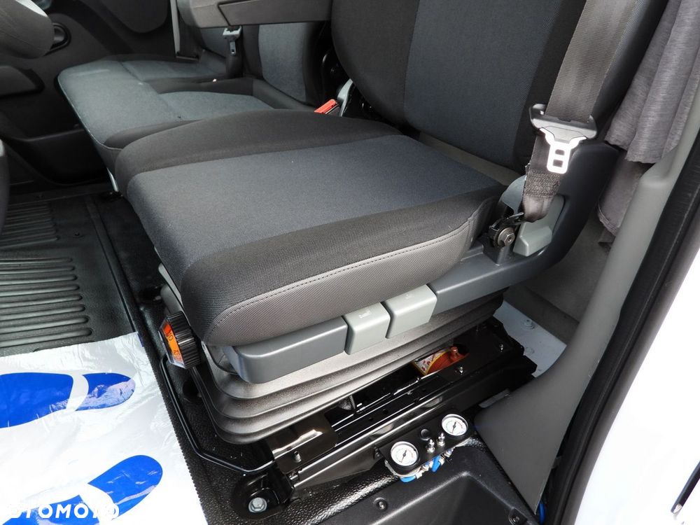 Renault MASTER PLANDEKA 10 PALET TEMPOMAT NAWIGACJA LEDY PNEUMATYKA KLIMATYZACJA  165KM - 27