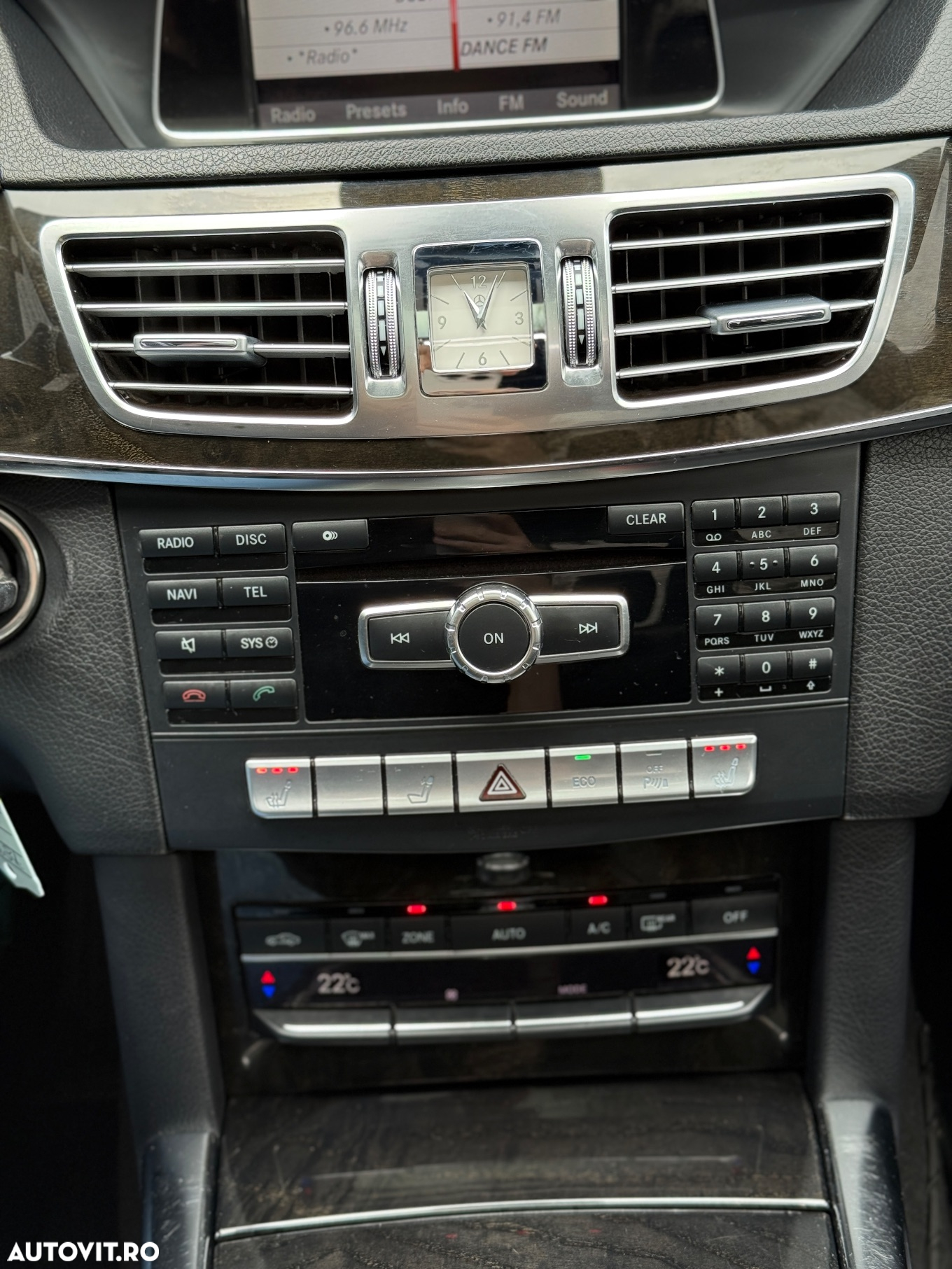 Mercedes-Benz E 220 BlueTEC 9G-TRONIC Avantgarde - 32