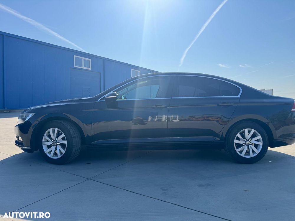 Volkswagen Passat 2.0 TDI DSG Comfortline - 16