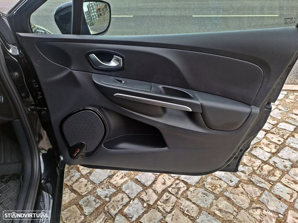 Renault Clio Sport Tourer 0.9 TCe Limited Edition - 23