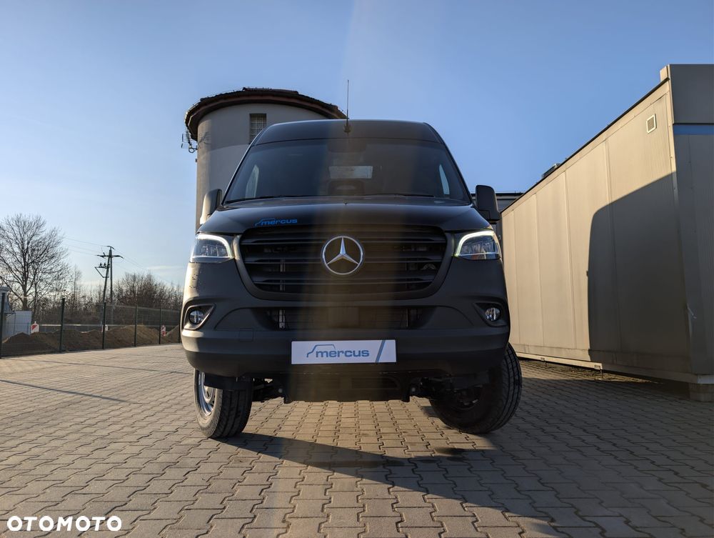 Mercedes-Benz Sprinter - 15