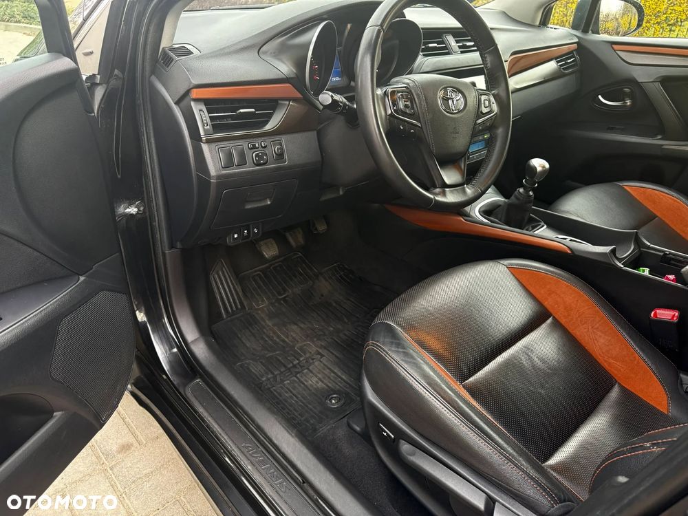 Toyota Avensis 1.8 Premium - 7