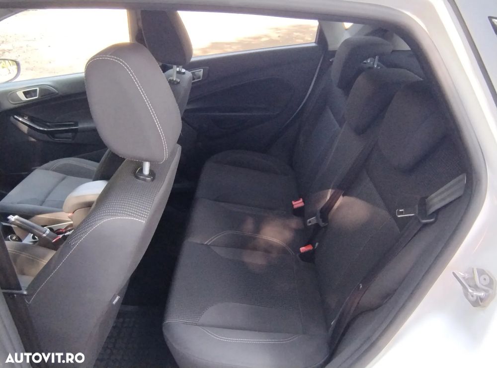 Ford Fiesta 1.0 Start Stop Titanium - 8