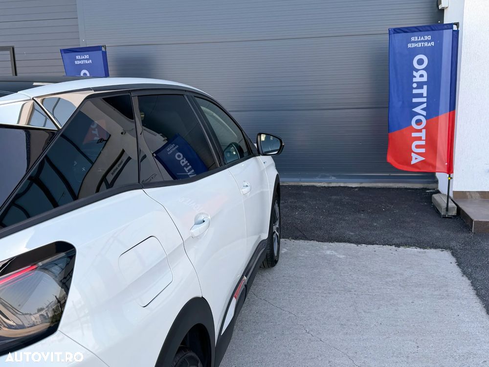 Peugeot 3008 PHEV 300 EAT8 4X4 GT - 16
