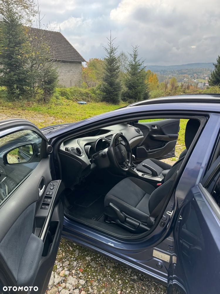 Honda Civic 1.8 i-VTEC Sport - 16
