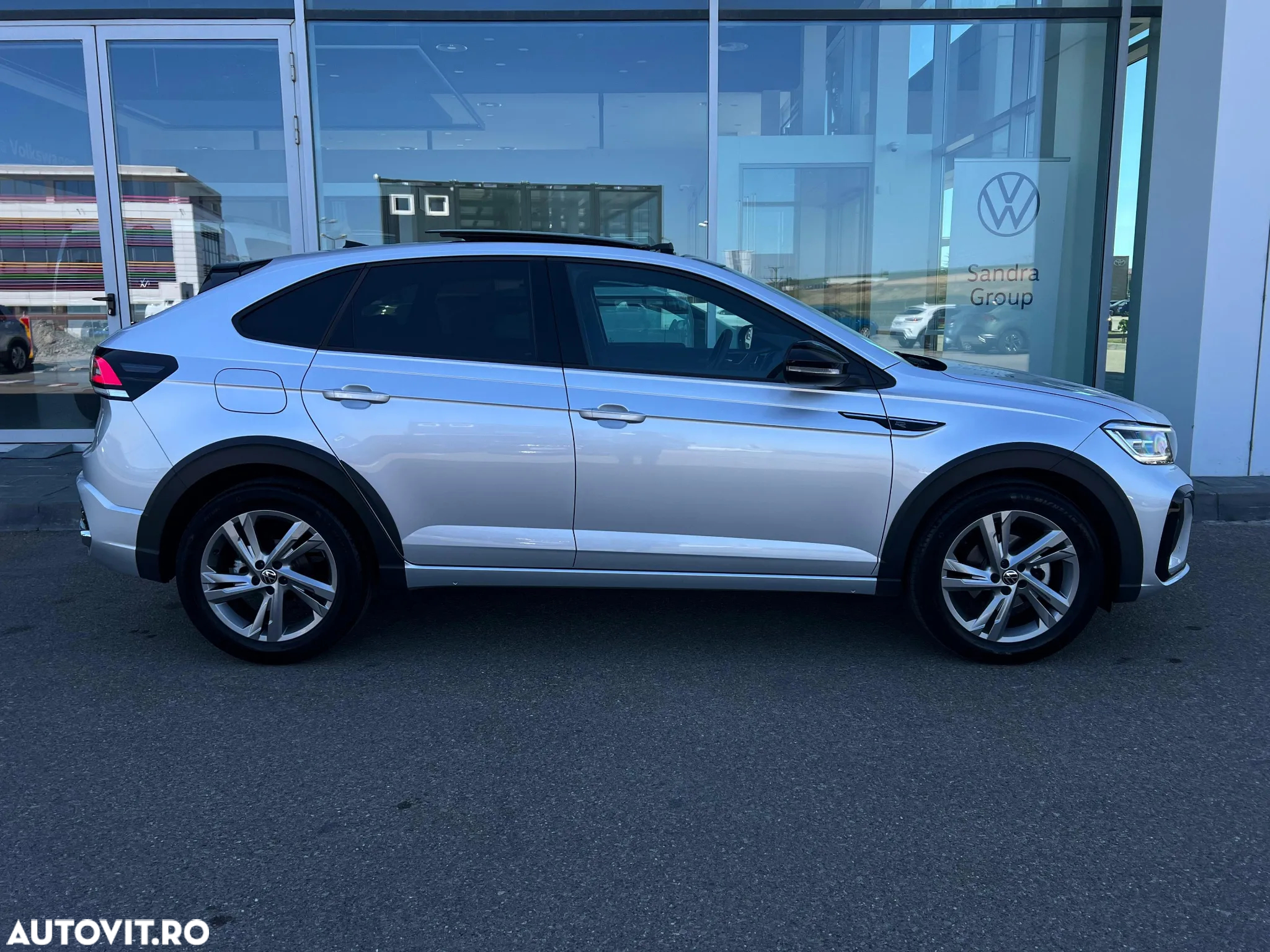 Volkswagen Taigo 1.0 TSI DSG R-Line - 3