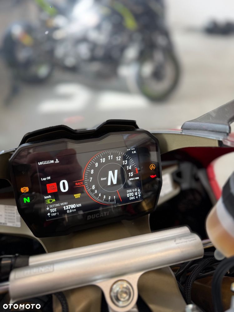 Ducati Panigale V4S - 38