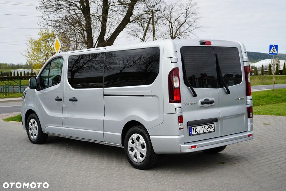 Renault Trafic 2.0 dCi - 6