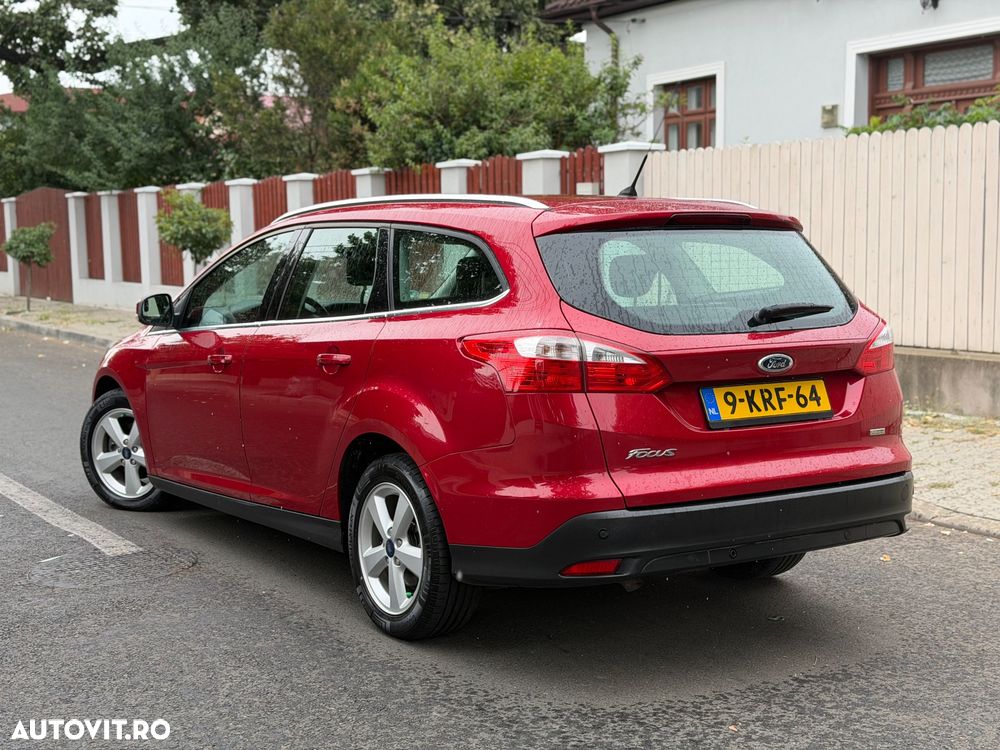 Ford Focus 1.6 TDCi DPF Start-Stopp-System Titanium - 9