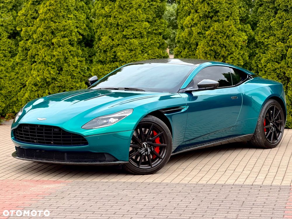 Aston Martin DB11 - 17