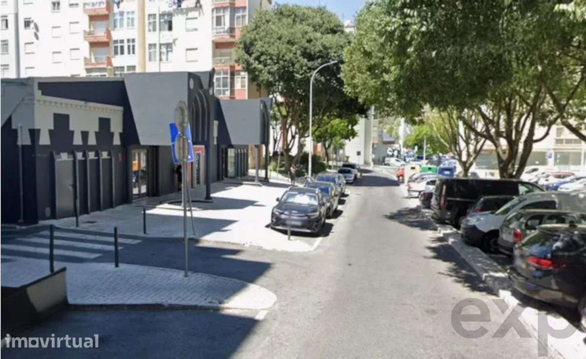 Estabelecimento Comercial/Armazém - Reboleira- AMADORA - Grande imagem: 2/6