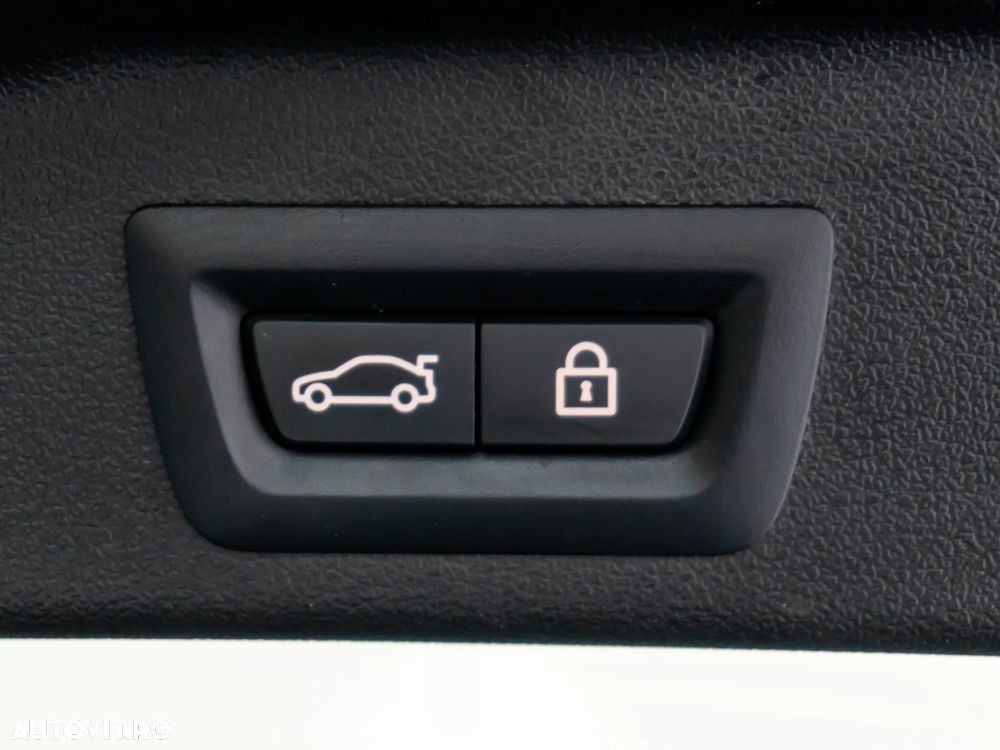 BMW X5 xDrive45e - 22