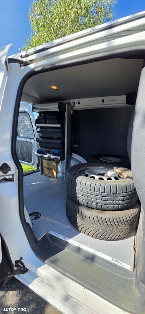Volkswagen CADDY - 15