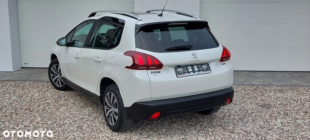 Peugeot 2008 PureTech 110 Stop&Start EAT6 Active - 9