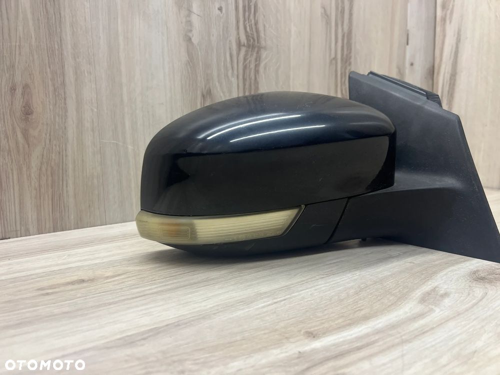 LUSTERKO PRAWE FORD FOCUS MK3 8PIN - 4