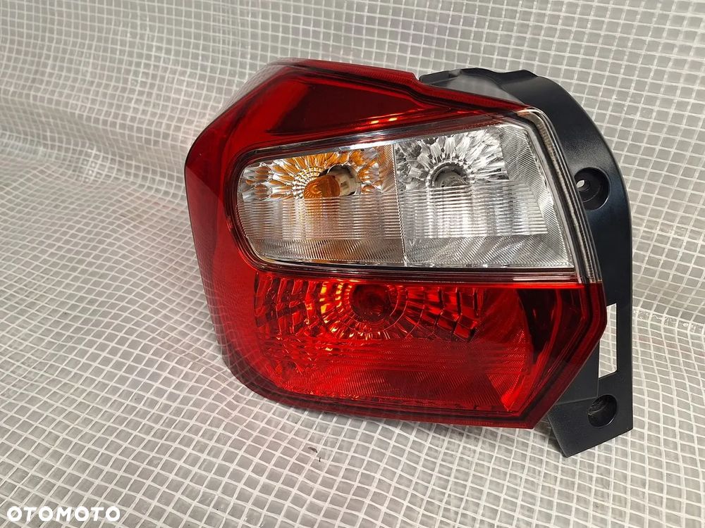 lampa tyl tylna lewa subaru xv I 2011- fam924-01 europa orginal demontaz - 2