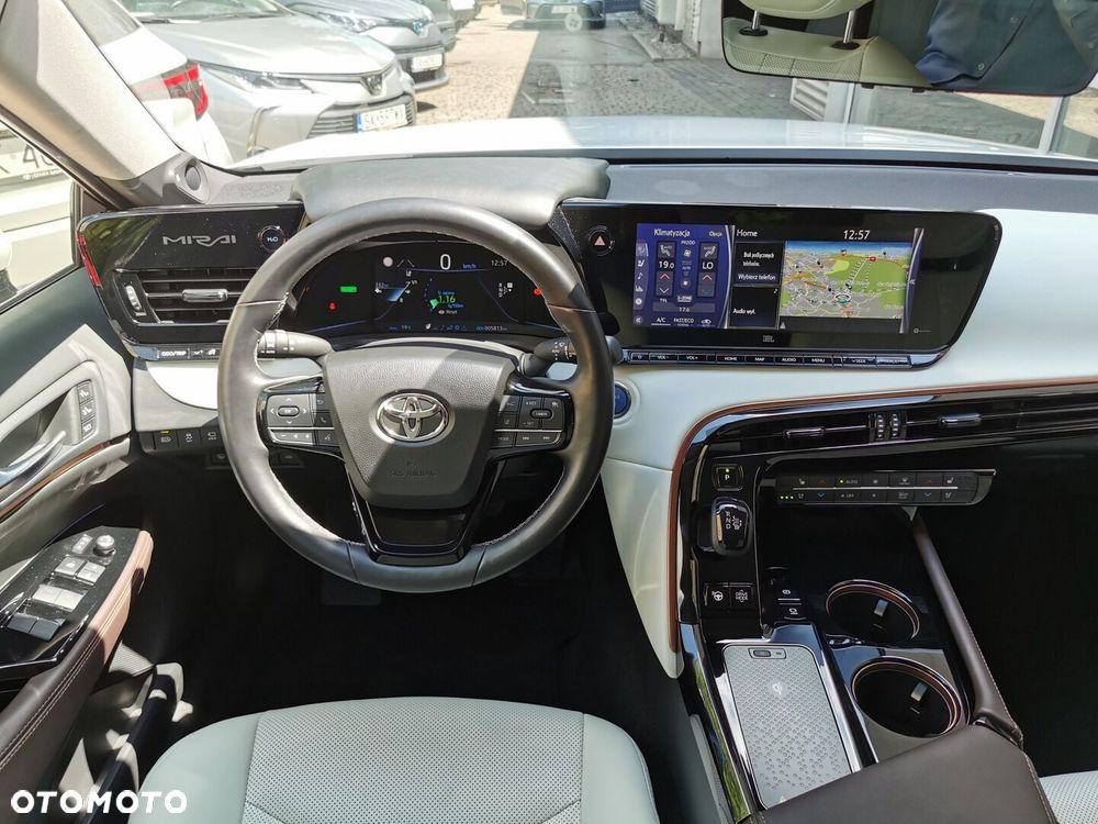 Toyota Mirai - 9