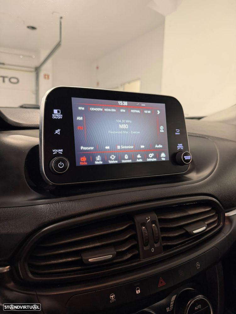 Fiat Tipo 1.3 M-Jet Lounge Tech J17 - 16