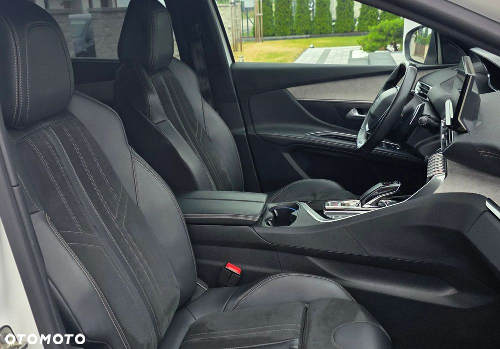 Peugeot 5008 BlueHDi 180 EAT8 GT - 34