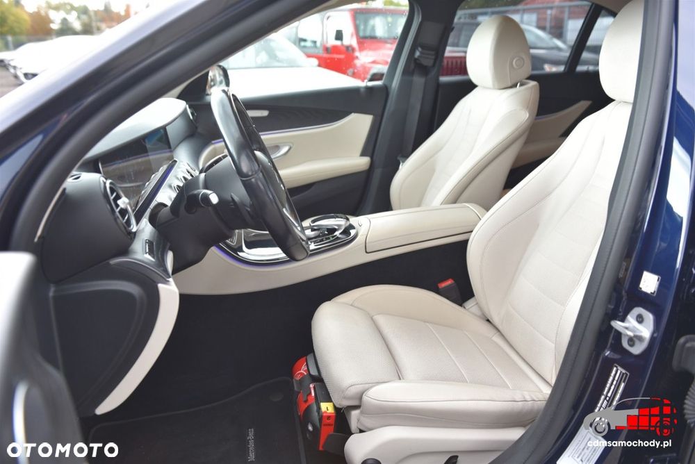 Mercedes-Benz Klasa E - 13