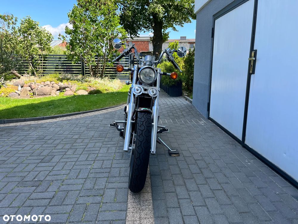 Suzuki Intruder - 9