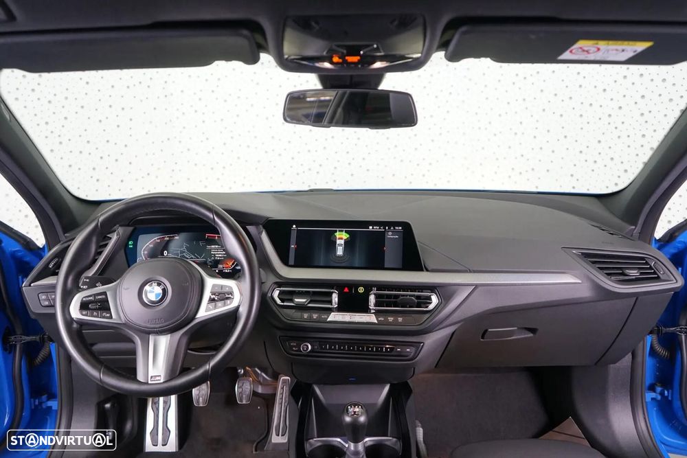 BMW 118 i Pack M - 16