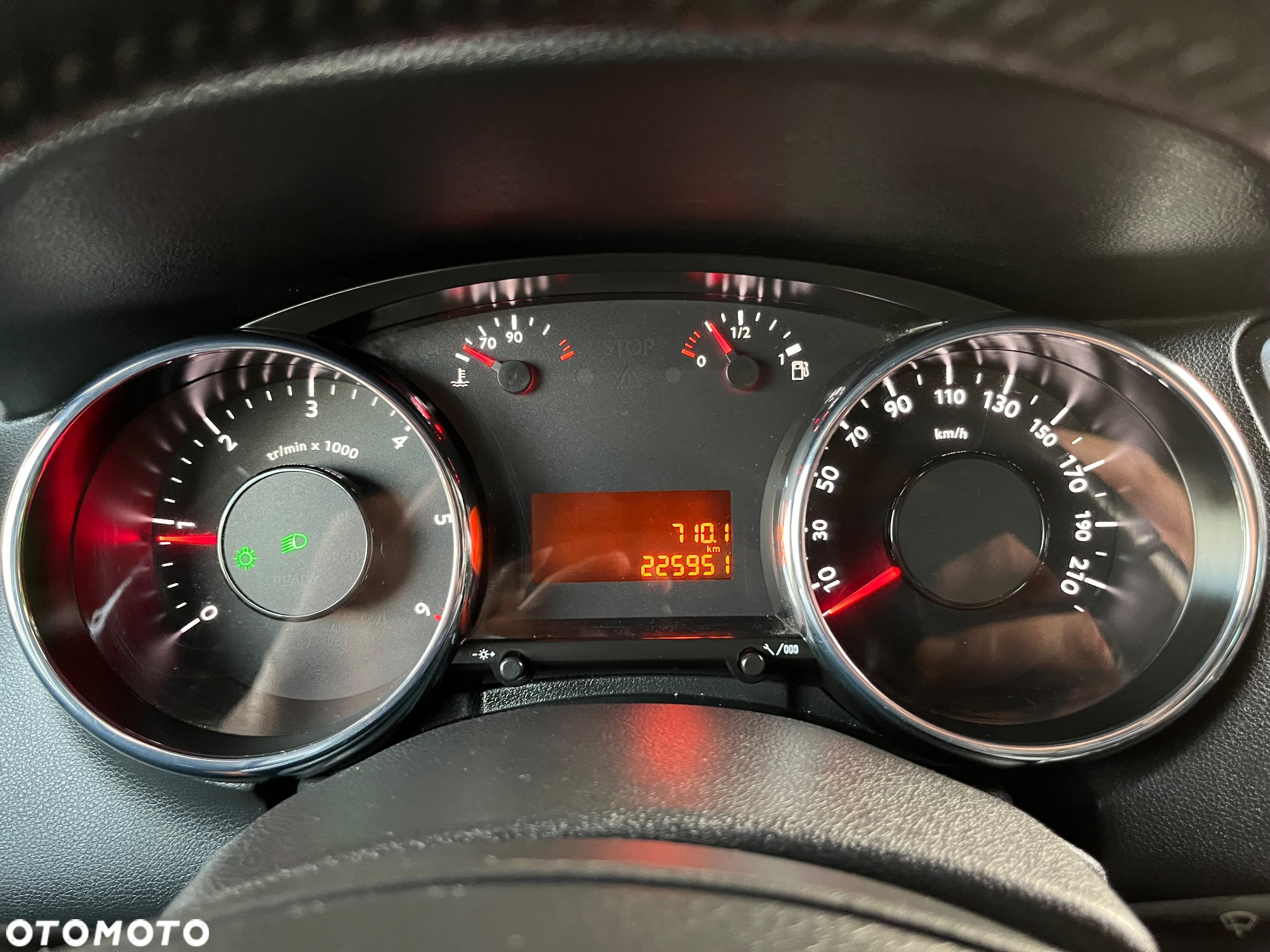 Peugeot 5008 1.6 HDi Active 7os - 28