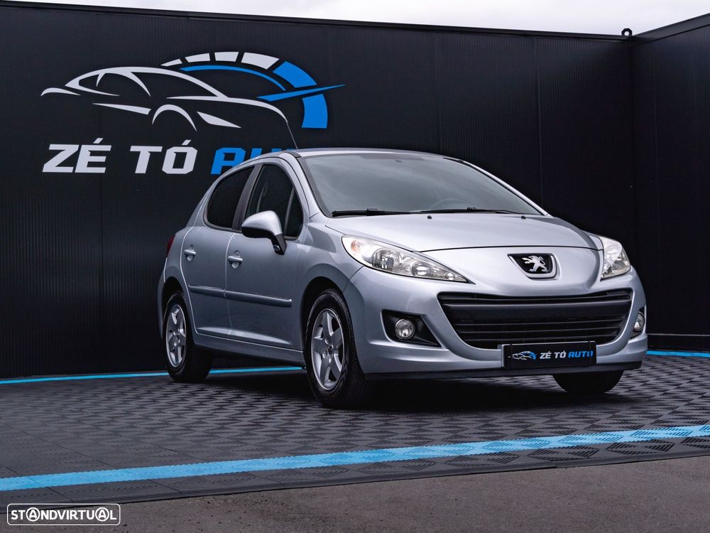 Peugeot 207 - 21