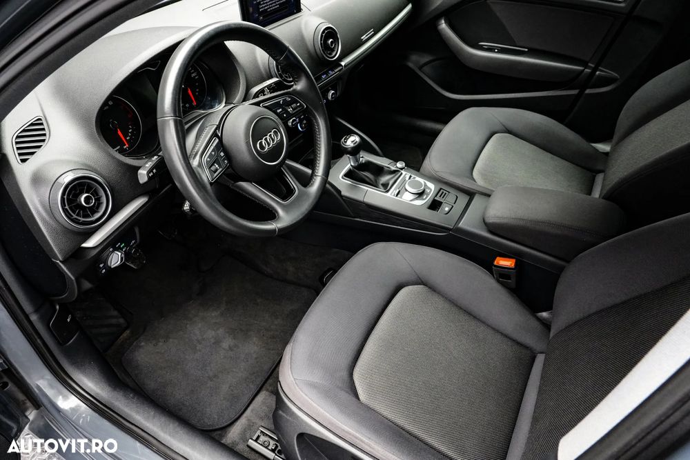 Audi A3 Sportback 1.0 30 TFSI Design - 12