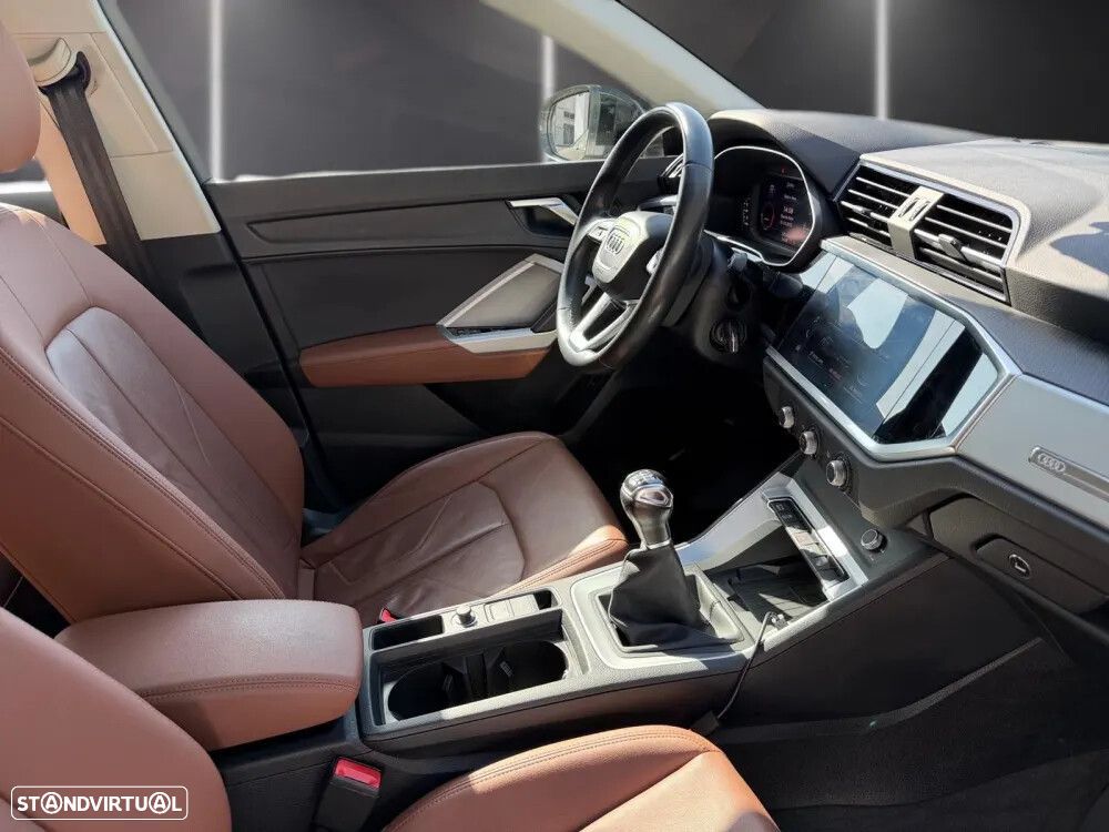 Audi Q3 Sportback 35 TFSI S line - 14