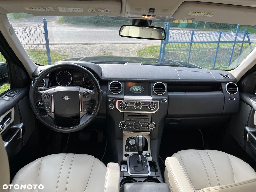 Land Rover Discovery 3.0D V6 HSE - 9