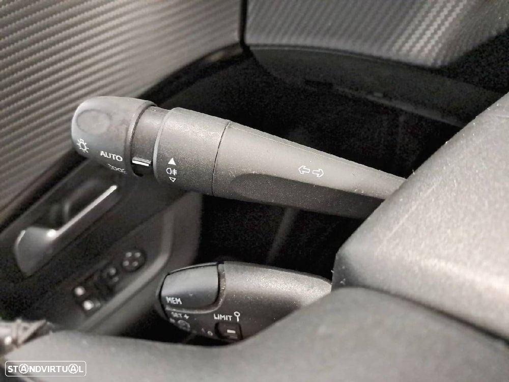 Peugeot 208 1.2 PureTech Active - 14