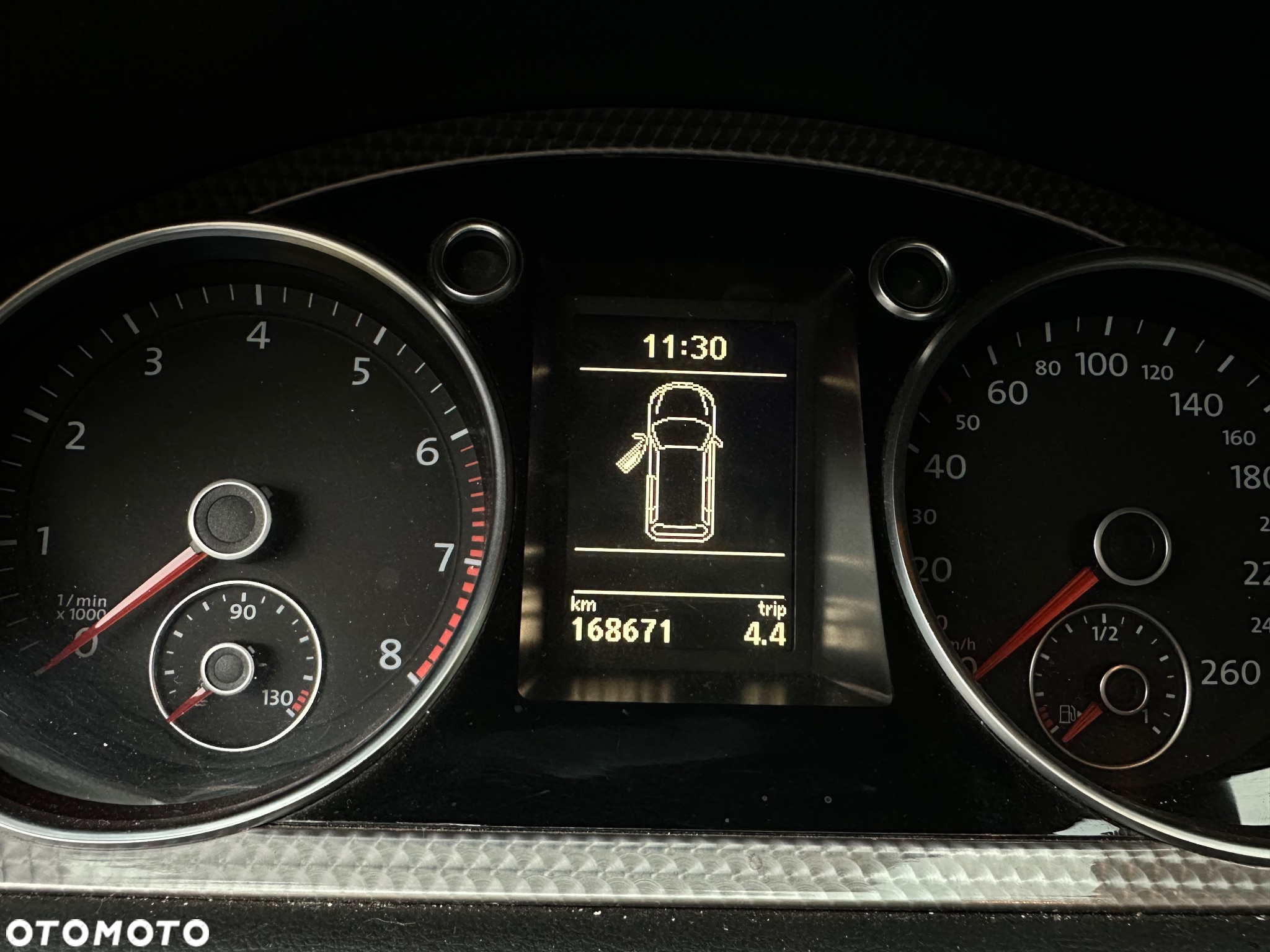 Volkswagen Passat Variant 2.0 TSI R-Line - 20