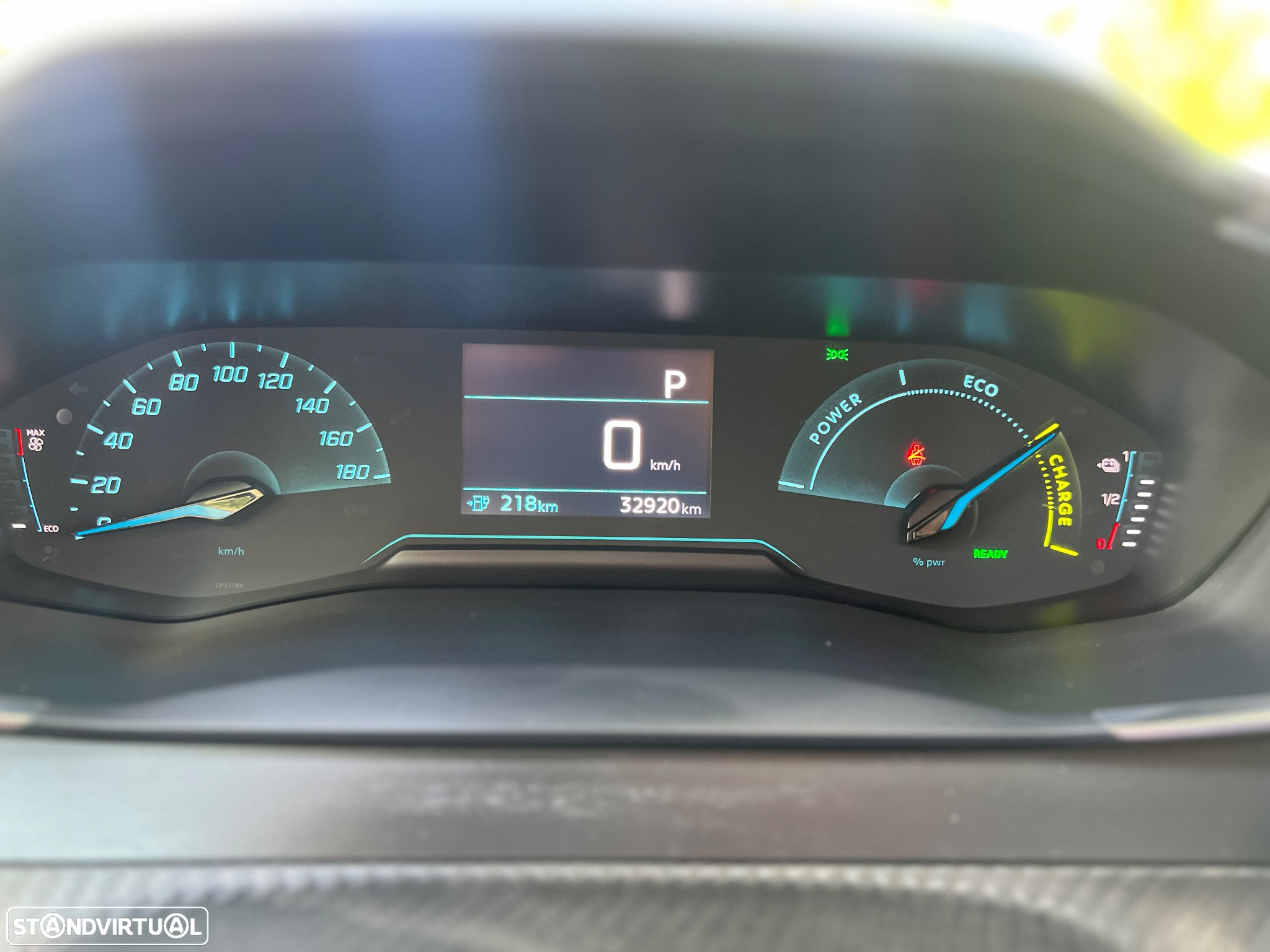 Peugeot e-2008 50 kWh Allure Pack - 40