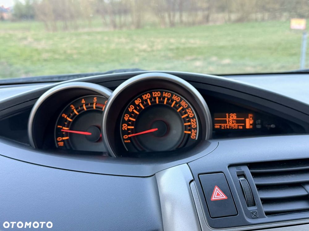 Toyota Verso 2.0 D-4D Sol SW 7os - 36