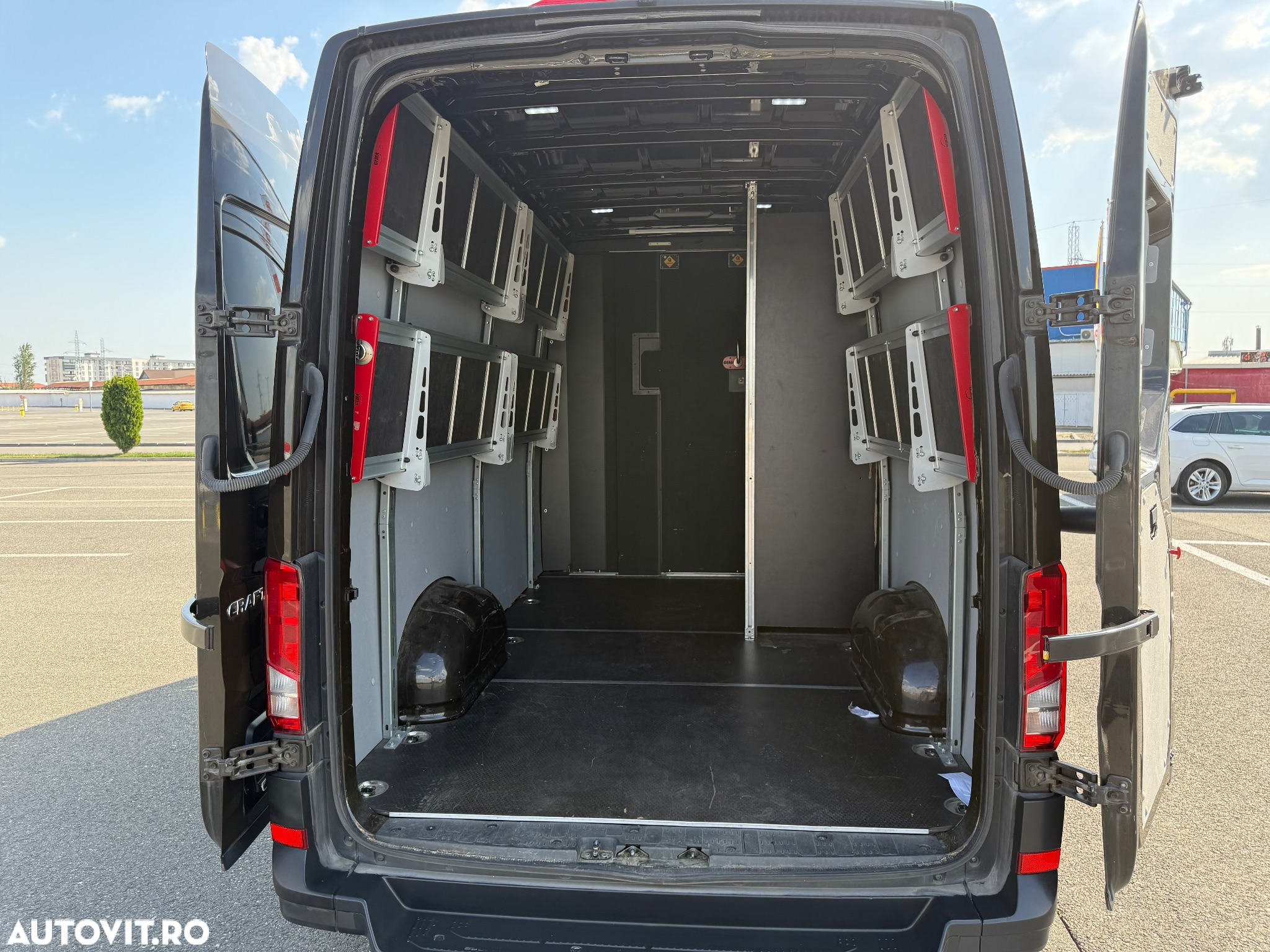 Volkswagen Crafter 3.5 CD Sasiu L3 FWD 103kW - 29
